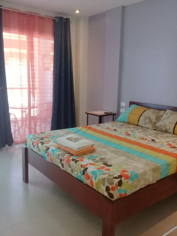 D & B BLUESTAR BEACH RESORT