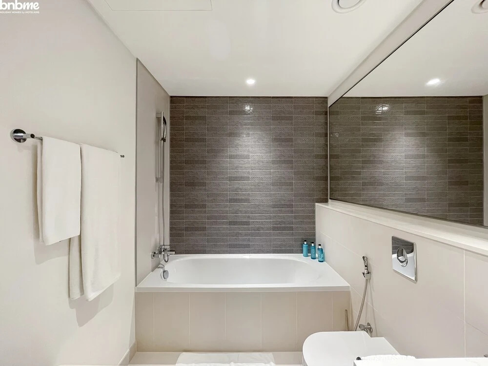 2B- Sunrisebay 1- 1603 by bnbme homes