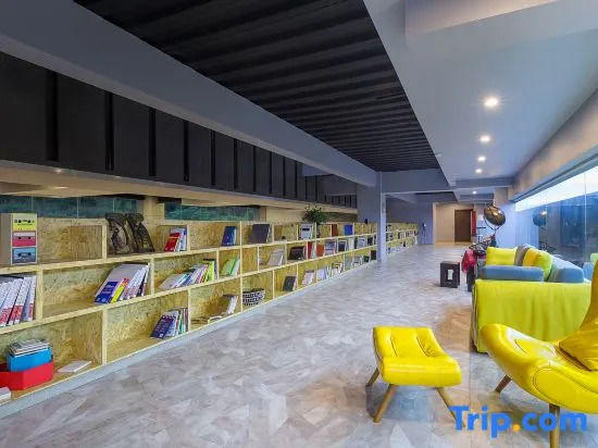 Xianju Shiyingjie Humanistic Hotel