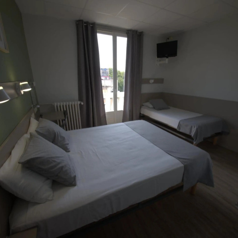 Hotel Lux
