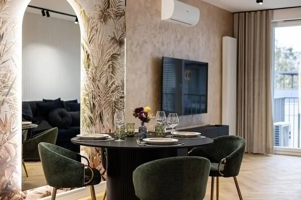 Flores Przestronny Apartament z Dusz Blisko Wyspy M y Skiej