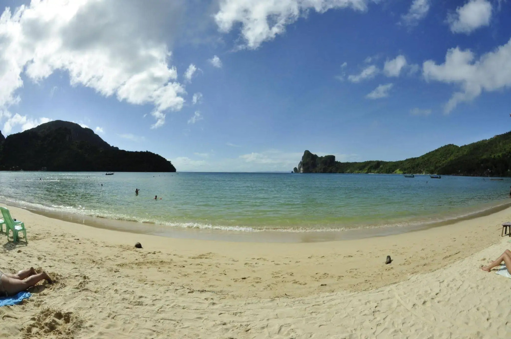 Phi Phi Bucket Hostel