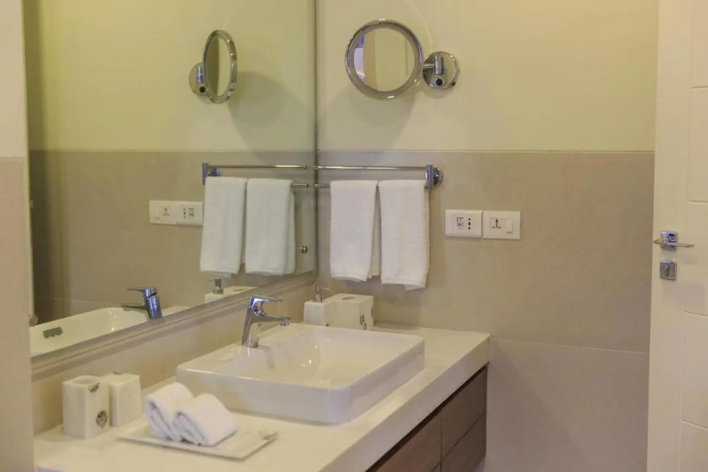 Acron Waterfront Resort
