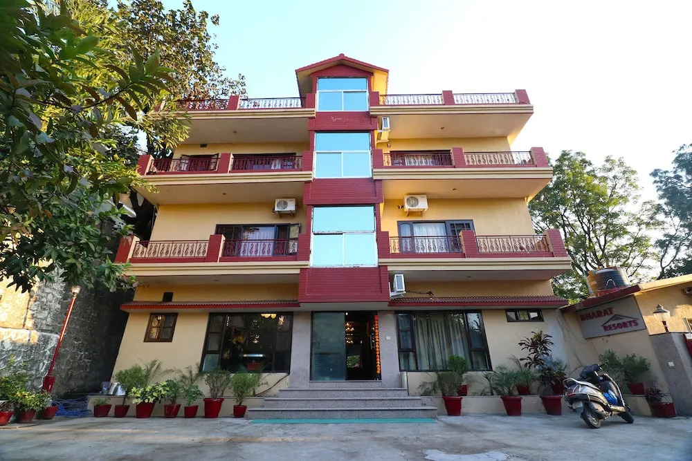 OYO 24974 Bharat Resort