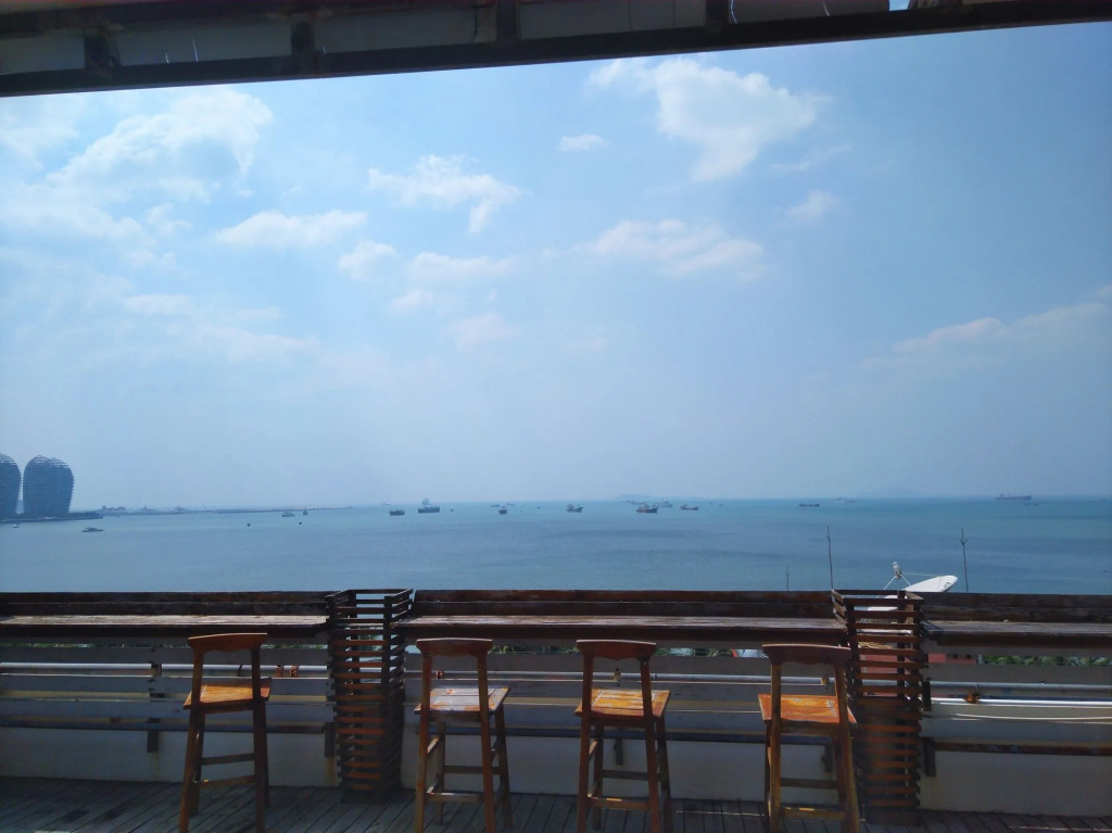 Sanya Skyline Inn