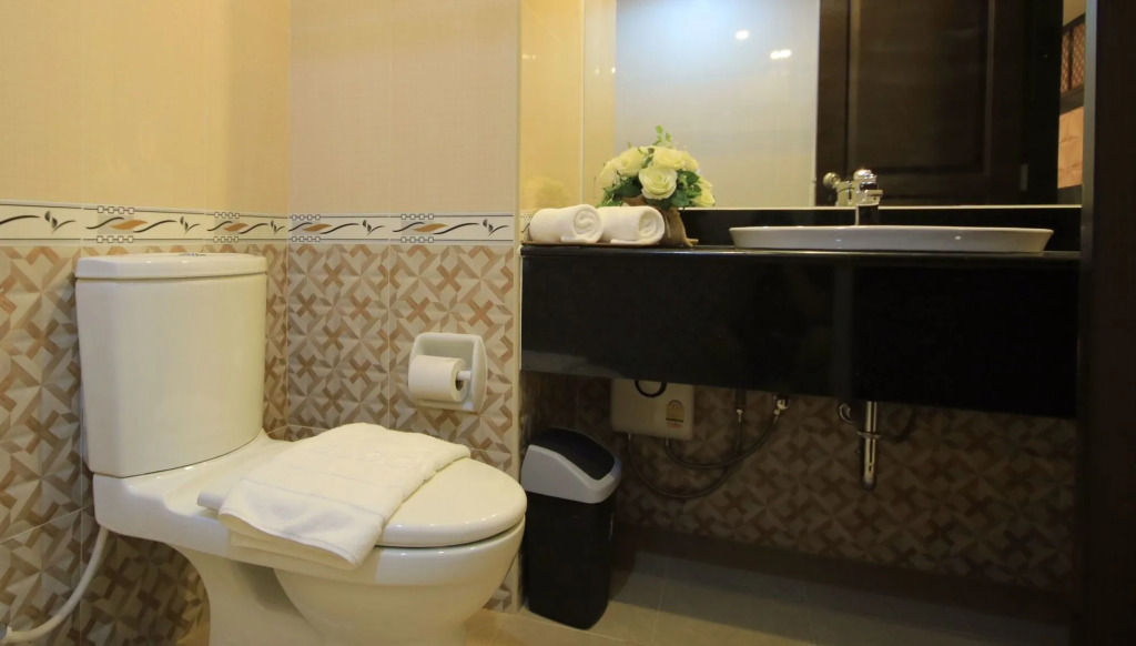 Phuket Chinoinn Hotel
