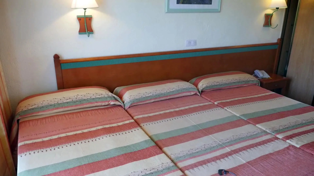 Universal Hotel Laguna