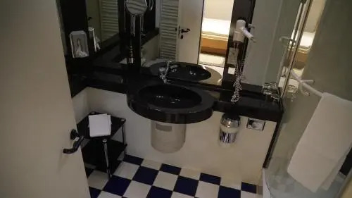 Bach Hotel