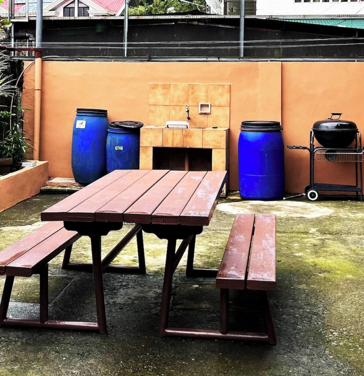 3 Bedroom House in the Heart of Baguio With Garage