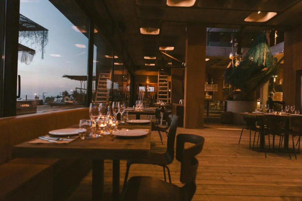 Noah Surf House Portugal