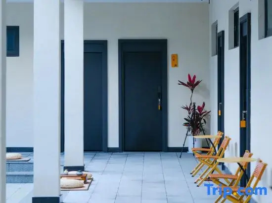 Pema Qingcheng Hotel
