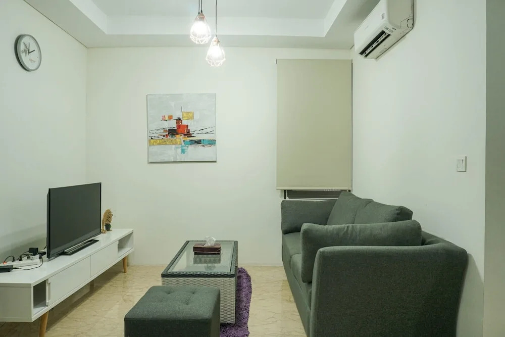 Luxury Design 1BR L'Avenue Apartment near Pancoran