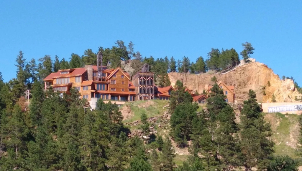 Magnuson Grand Rushmore View