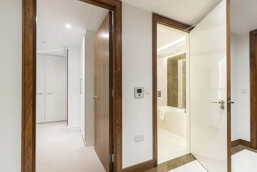 Charming 2BR Apt. Close to Wandsworth Town st