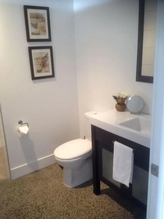 The Lakeview House Apartment