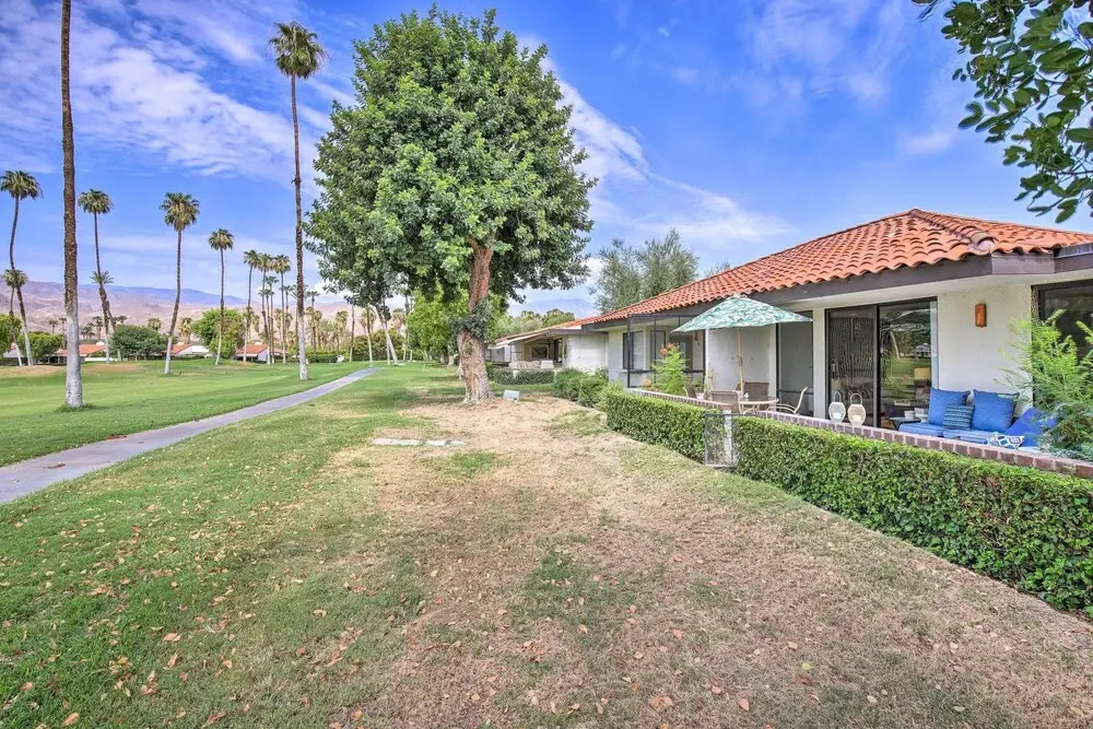 Rancho Mirage Condo on Fairway w/ Resort Amenities