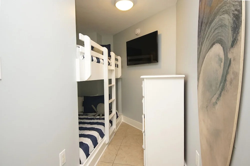 Waterscape B104 2 Bedroom Condo