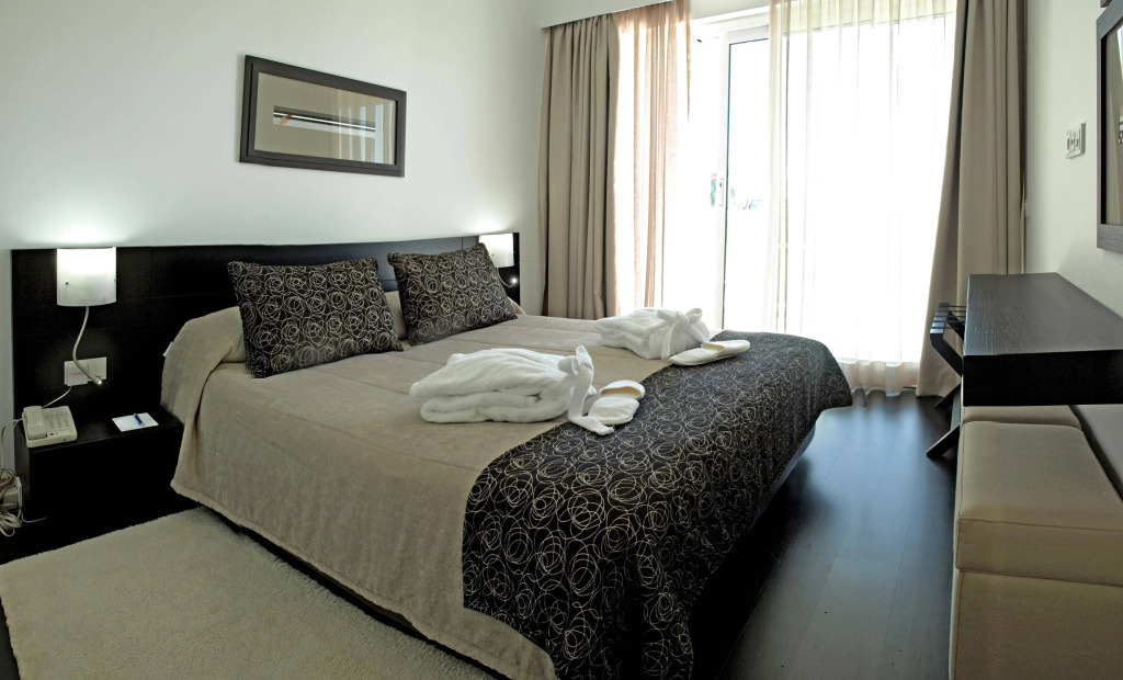 Crowne Plaza - Caparica Lisbon