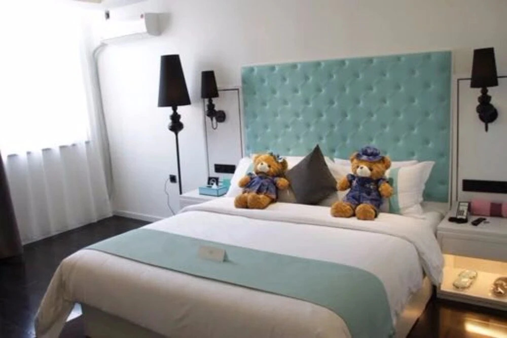 Xana LITE Hotel 5th Avenue Branch