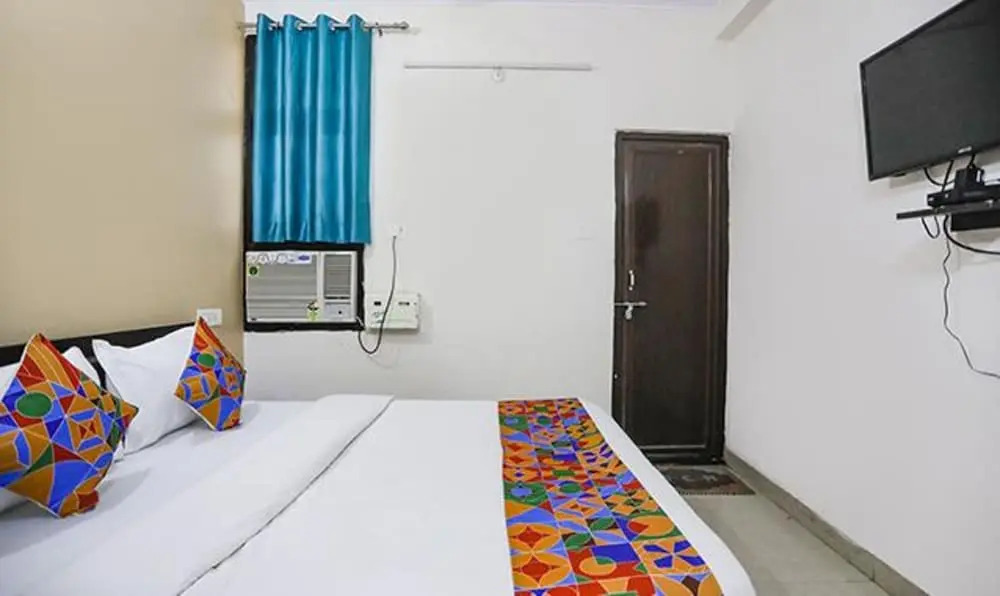Fabhotel Lily Grand