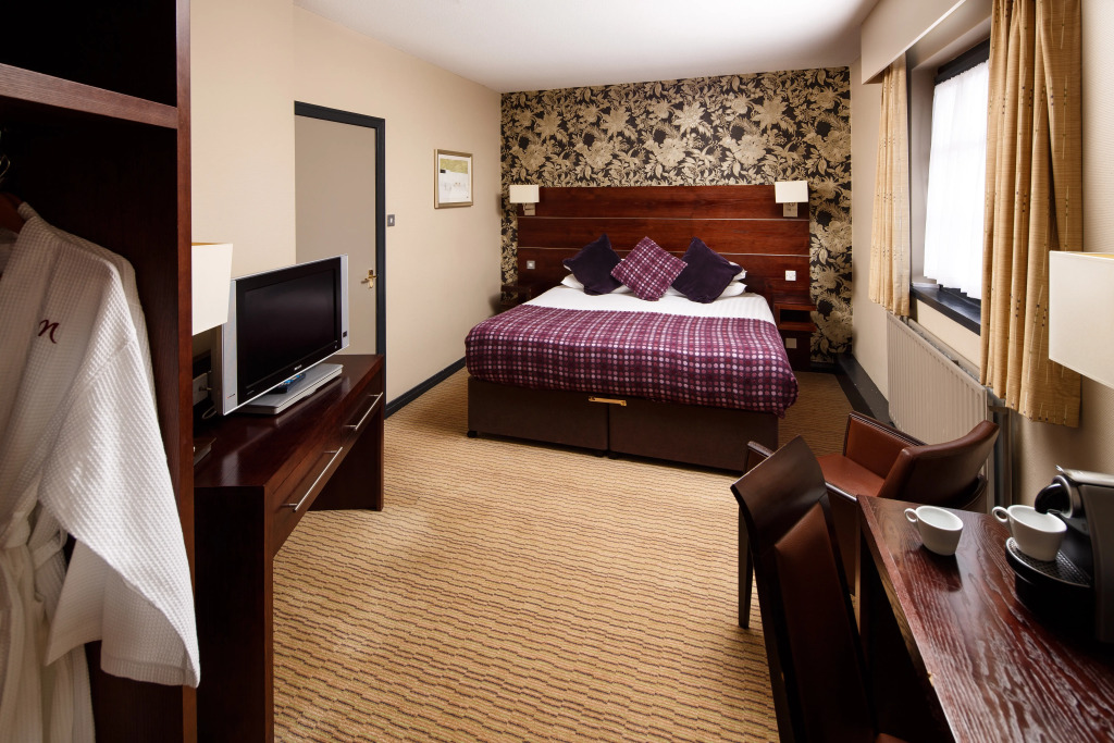 Mercure Perth Hotel