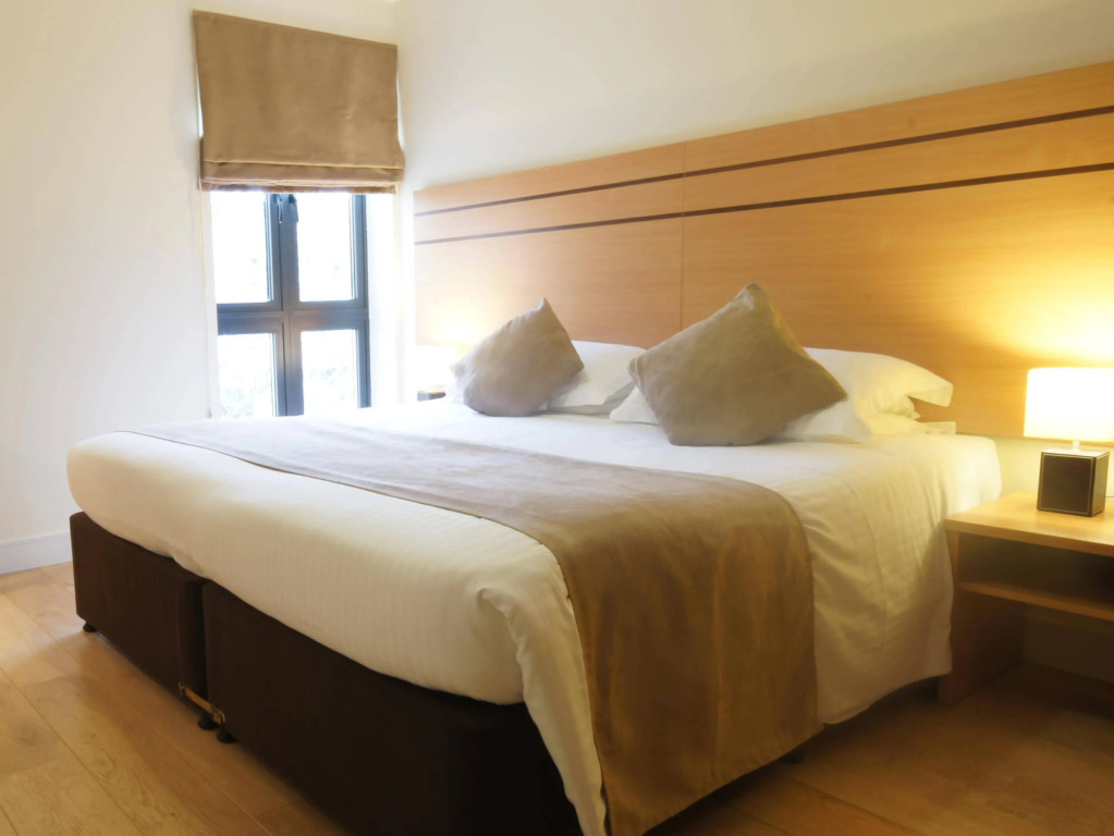 Lodge Drive Serviced Apartments