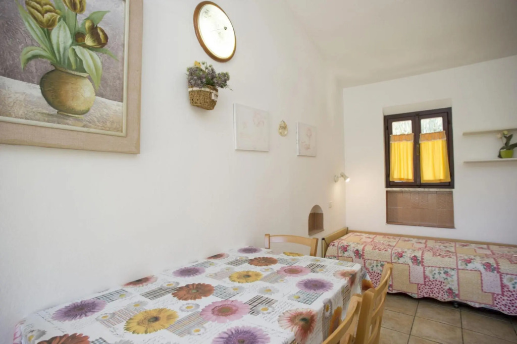 Apartment two-room number 6 on the seafront of Morcone-MORCONE BILO N° 6