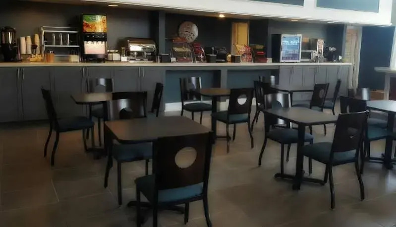 Clarion Suites Inn