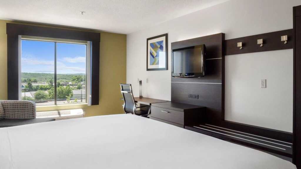 Holiday Inn Express Hotel & Suites Newton Sparta by IHG