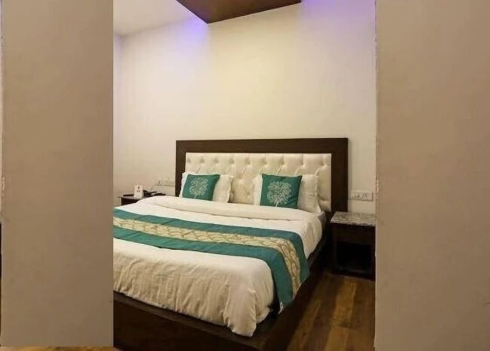Avexia Comfort Namaskar Heights