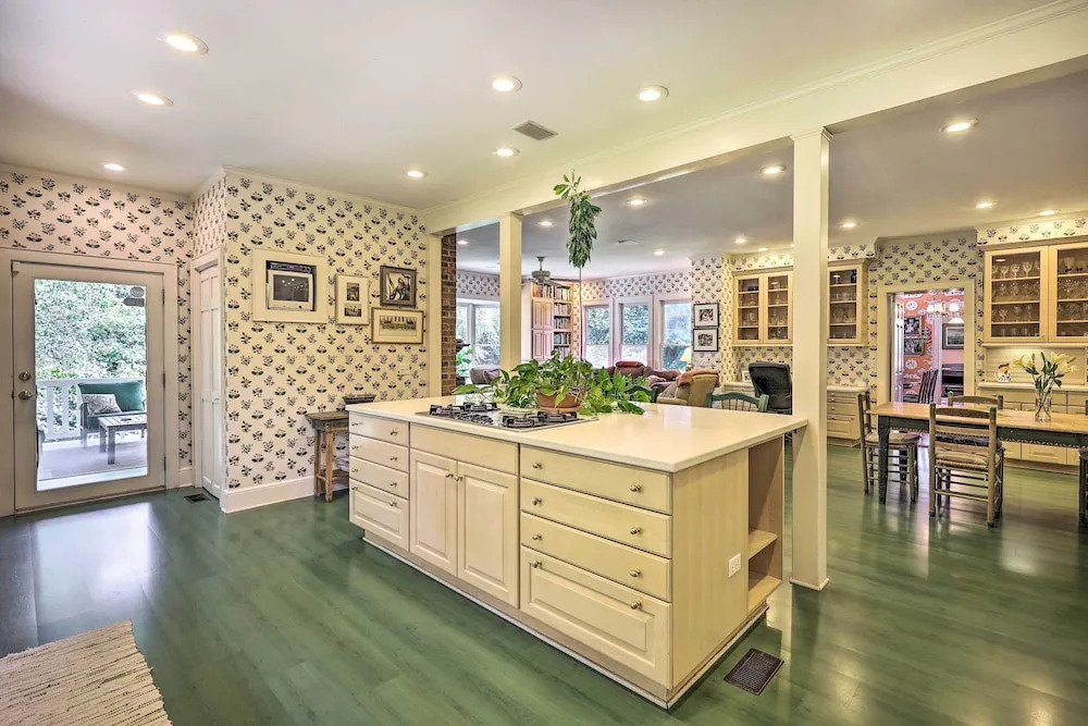 Lush Elkin Home w/ Porch Views & Pool Table
