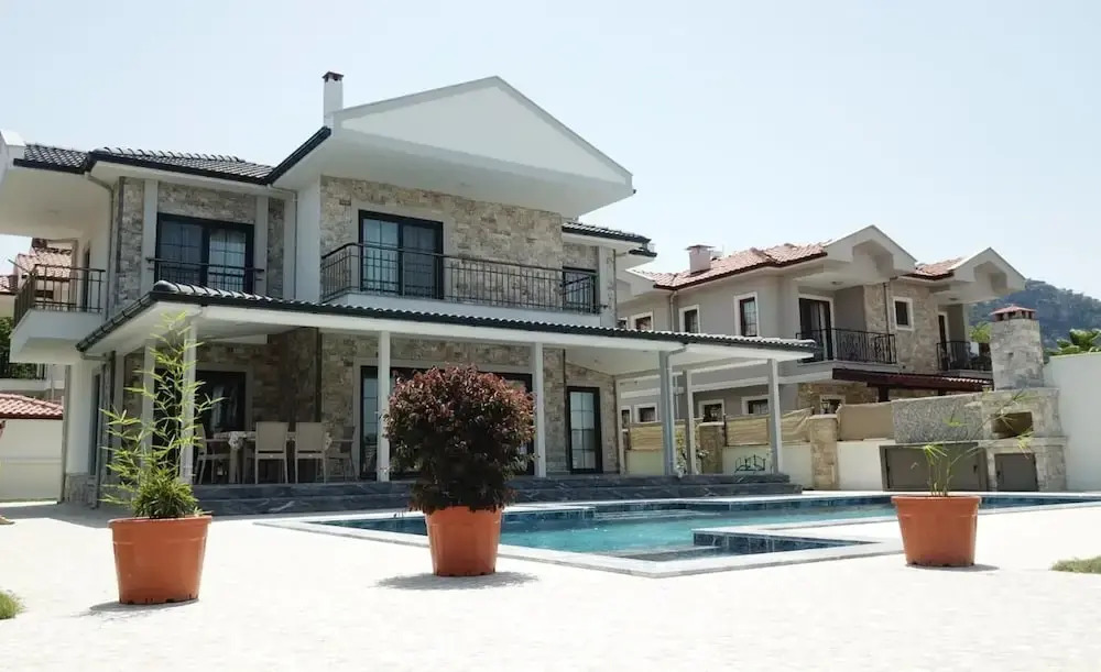 Stunning 4-bed Villa Grey 4 Bedrooms Private Pool