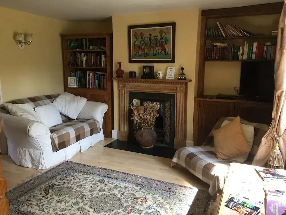 Belhuish Farmhouse