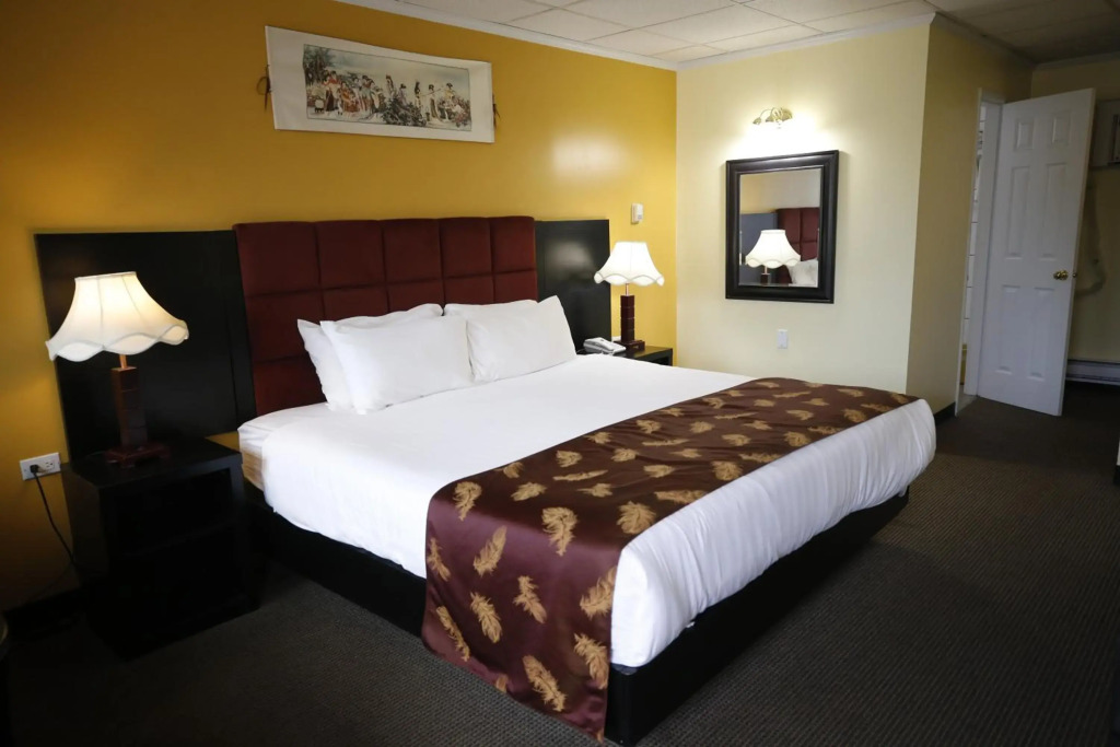 Alpine Inn & Suites