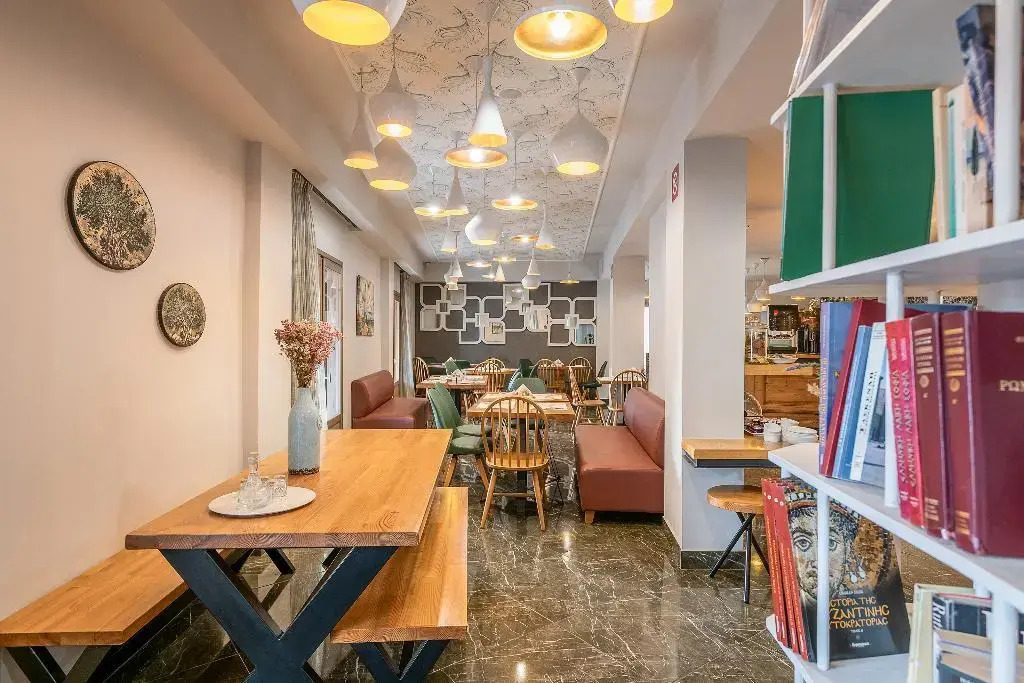 Elia Bettolo Hotel