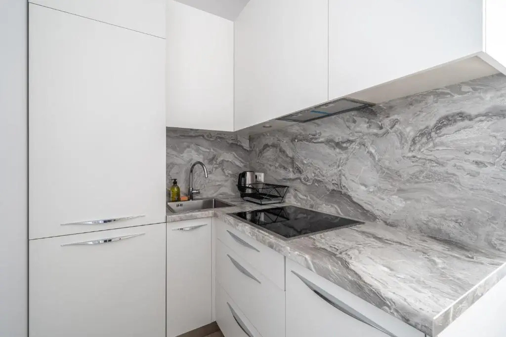 New Comfortable 2 Bedroom Cottage w/Big Terrace