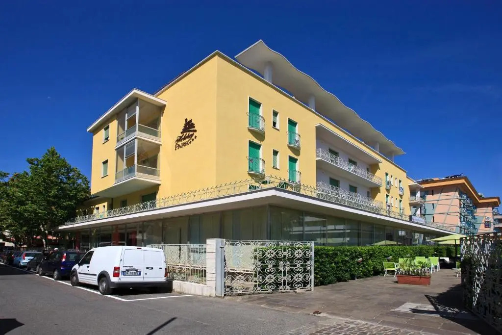 Hotel Holiday Park