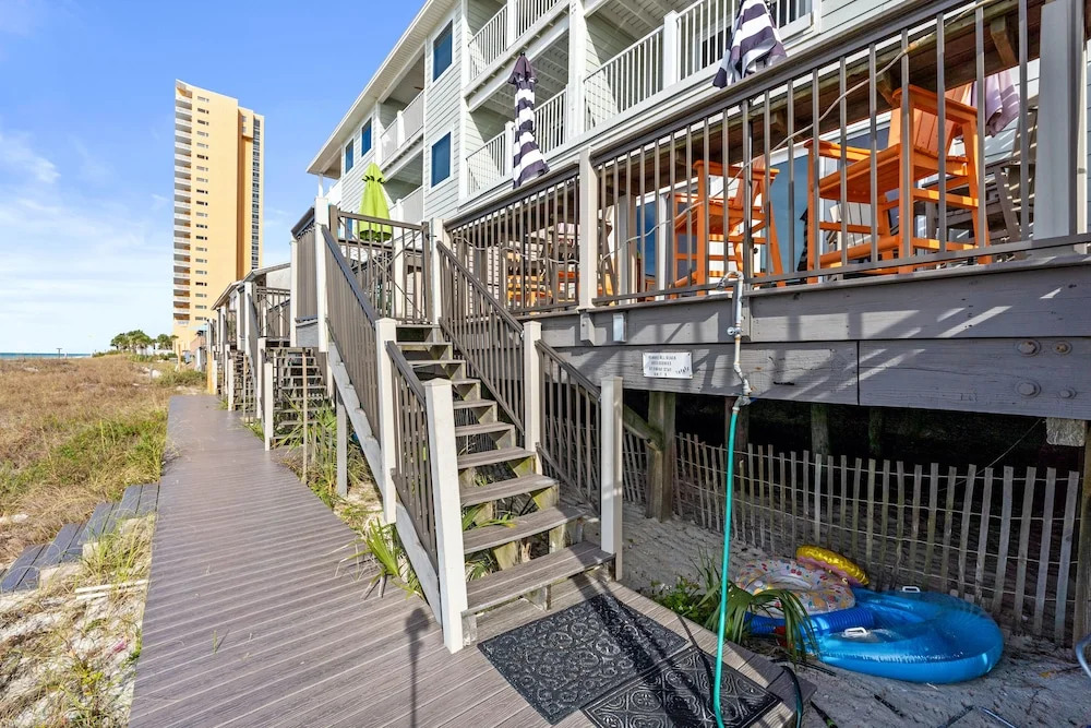 Southern Exposure Townhome by Panhandle Getaways