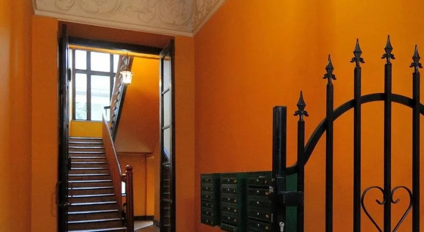 Hollywood Hostel