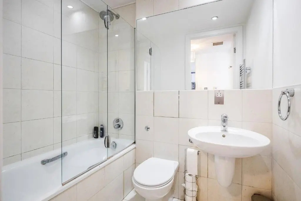 The Heart of Covent Garden Sleeps 4