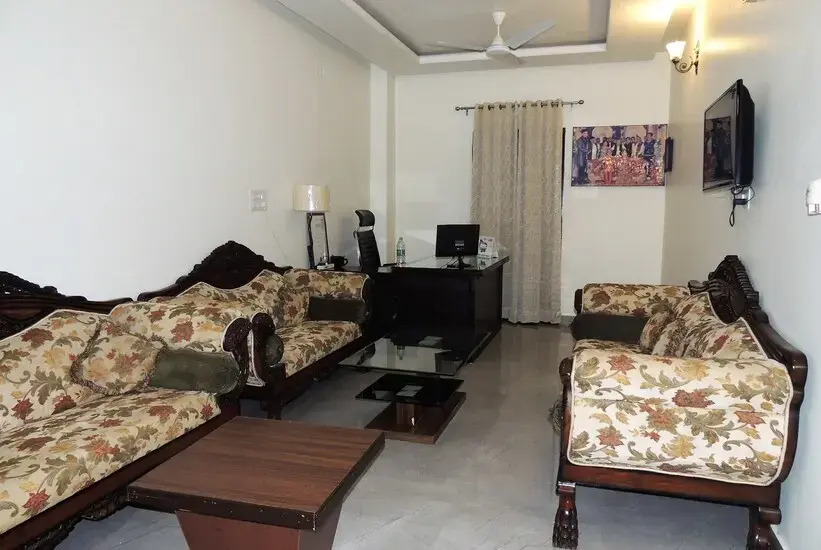 Elegance Suites
