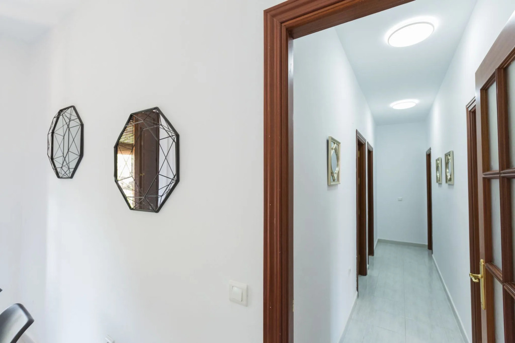 Suncity Plaza Apartments