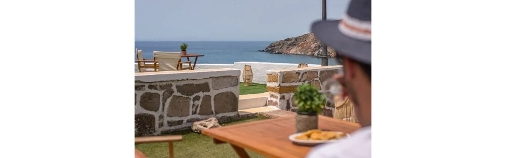 Avgerinos Deluxe Rooms