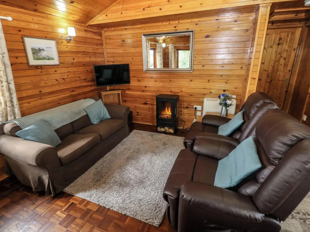 Oak Lodge