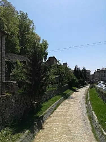 Civico 10