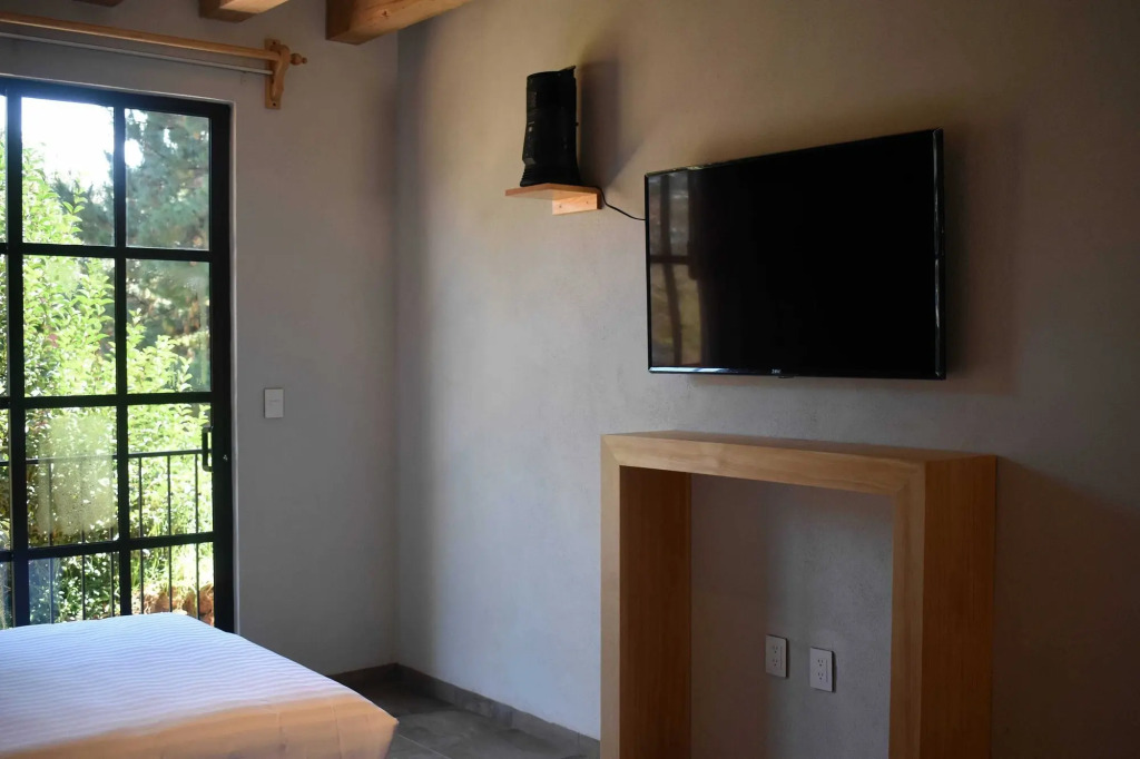 Zirahuen Forest And Resort