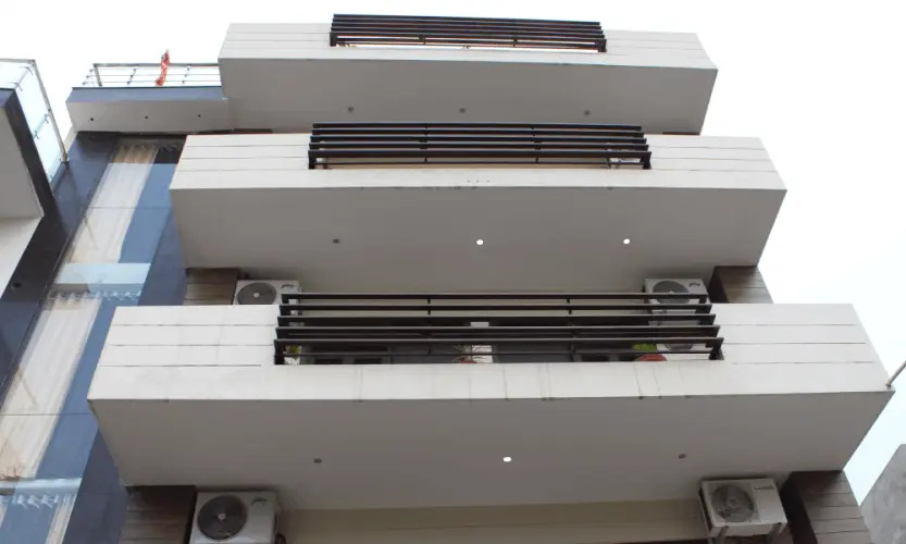 Pacific Inn Sec 45