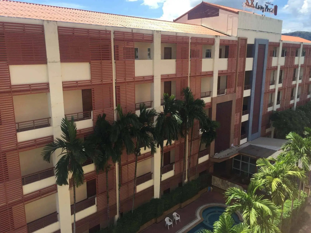 SB Living Place Hotel Phuket Town