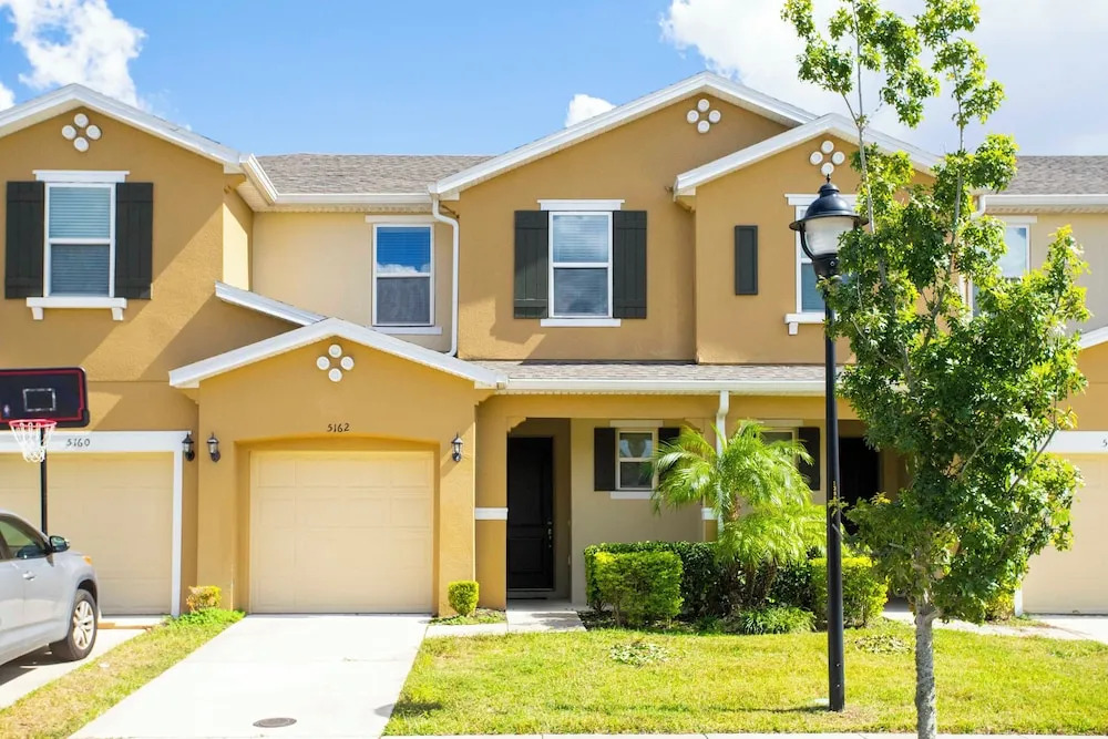 Four Bedrooms Townhome Close to Disney 5162a