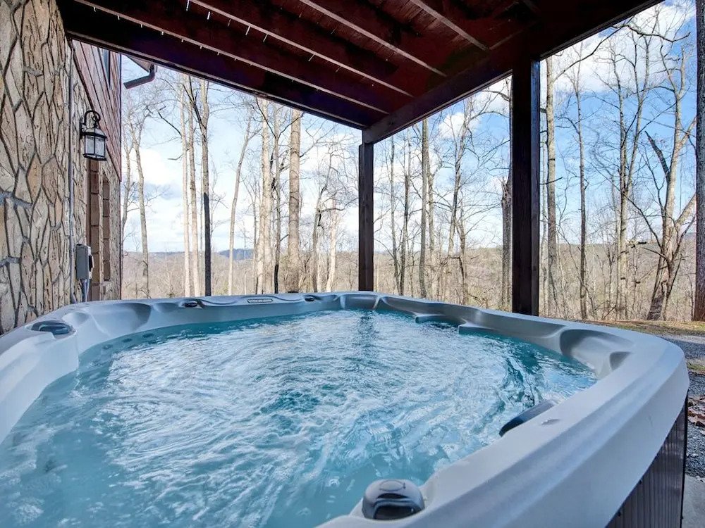 Parkside Lodge 6 Bedroom Home with Hot Tub